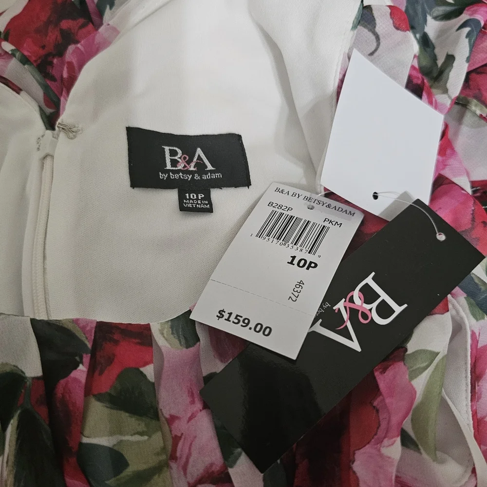 Betsy & Adam Pink and Green Floral Halter Maxi Dress - Picture 10 of 10